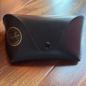 🍁END of YEAR SALE🍁Ray-Ban Black Sunglasses Case